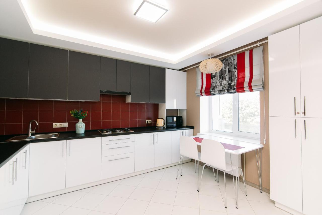 Vip Apartments Faraon On Kharkovskaya 1 Floor Суми Екстериор снимка